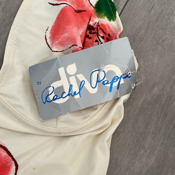 NWT One Piece Floral Swimsuit High Rise Leg Underwire Lined, Size 14 - Picture 4 of 10